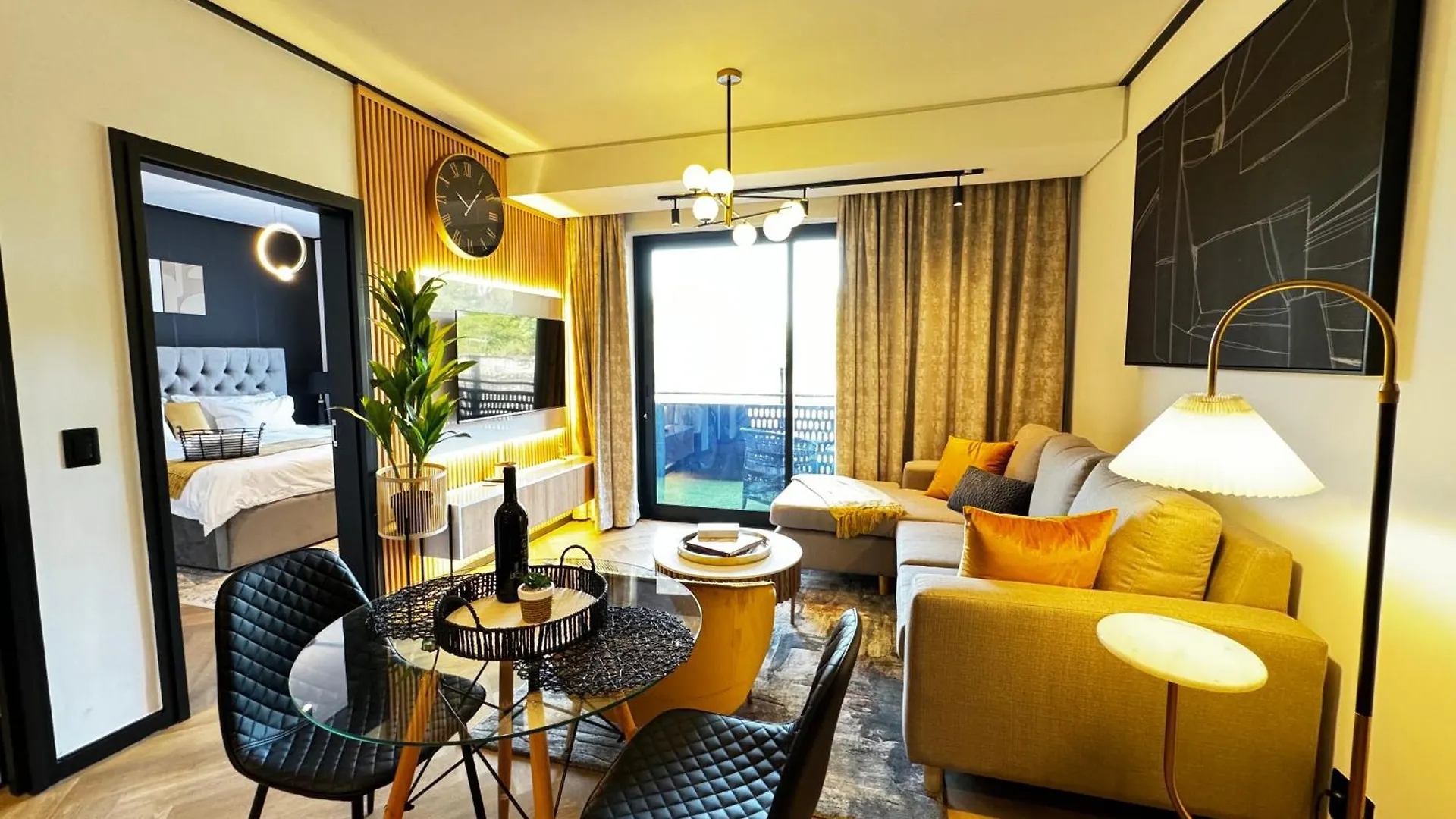 S.A.E. Nine Palms Luxury Apartment Cape Town